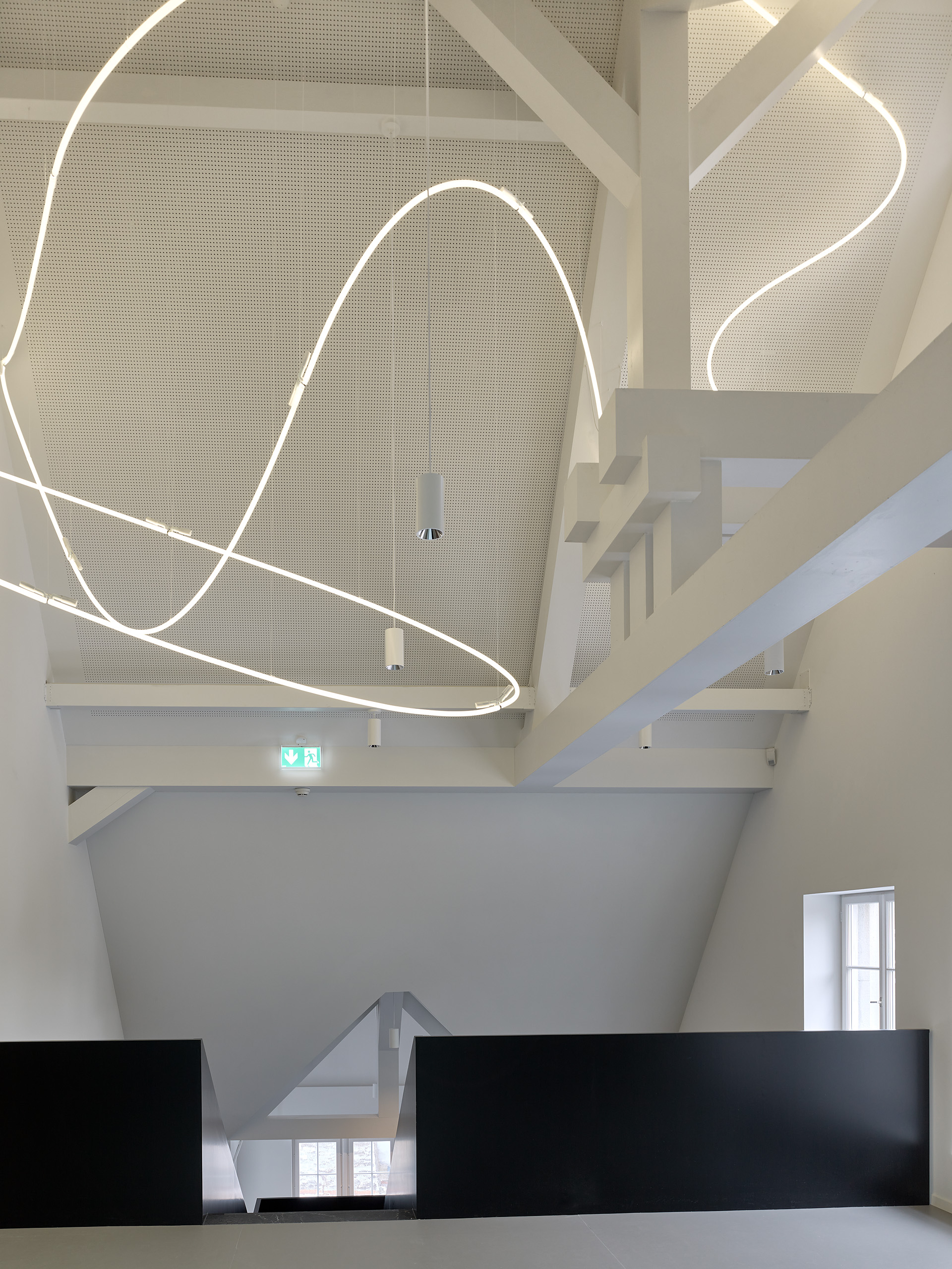 Ahp0035 p45 109299 C